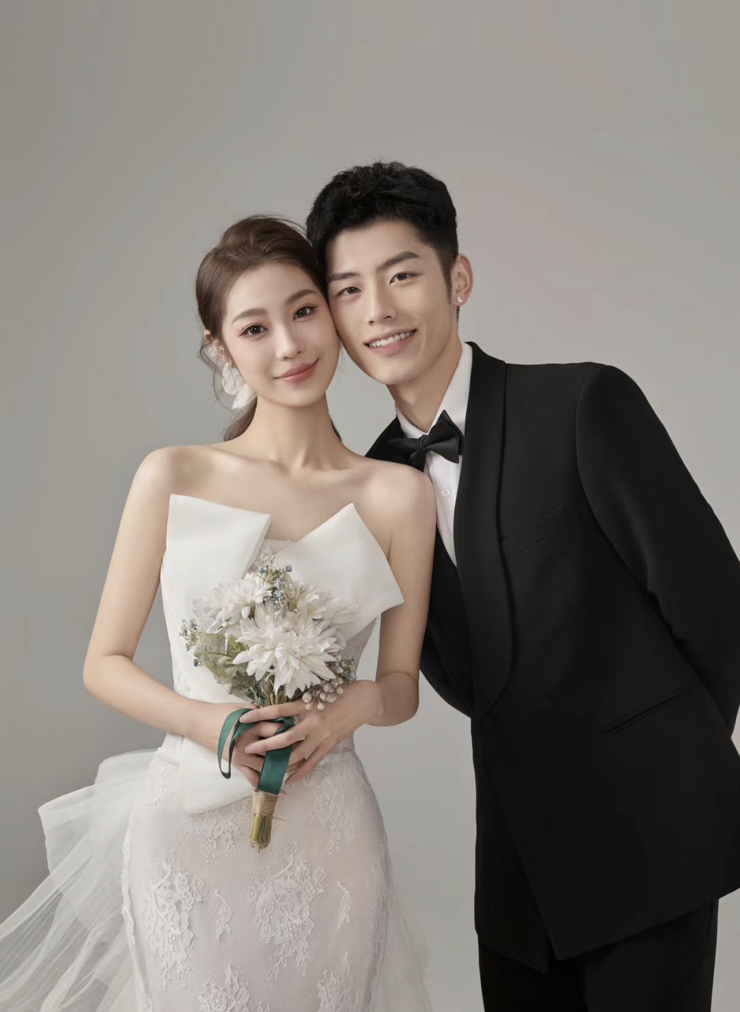 首先,如果你们还没有一起出门旅游过,就不要急着结婚