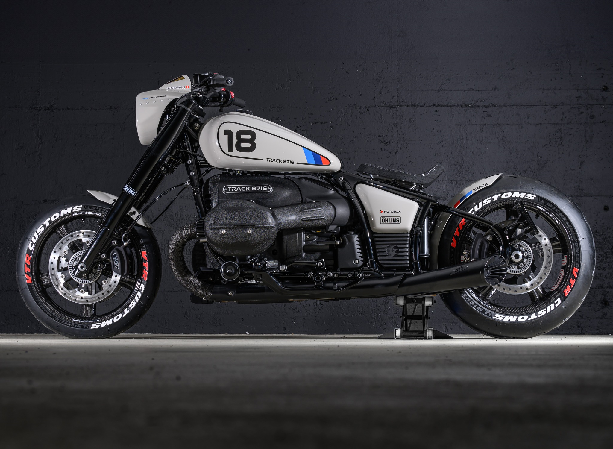 track 8716 宝马r18改装欣赏