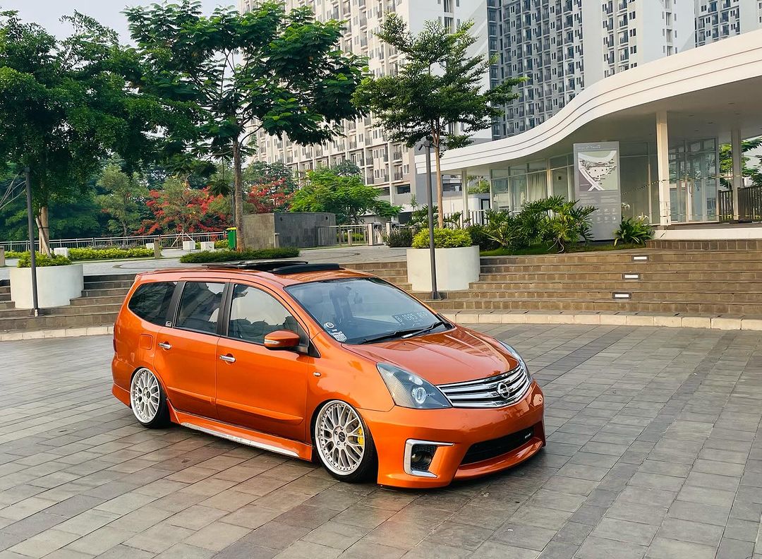 星耀低趴姿态 日产大骊威改装airbft气囊减震