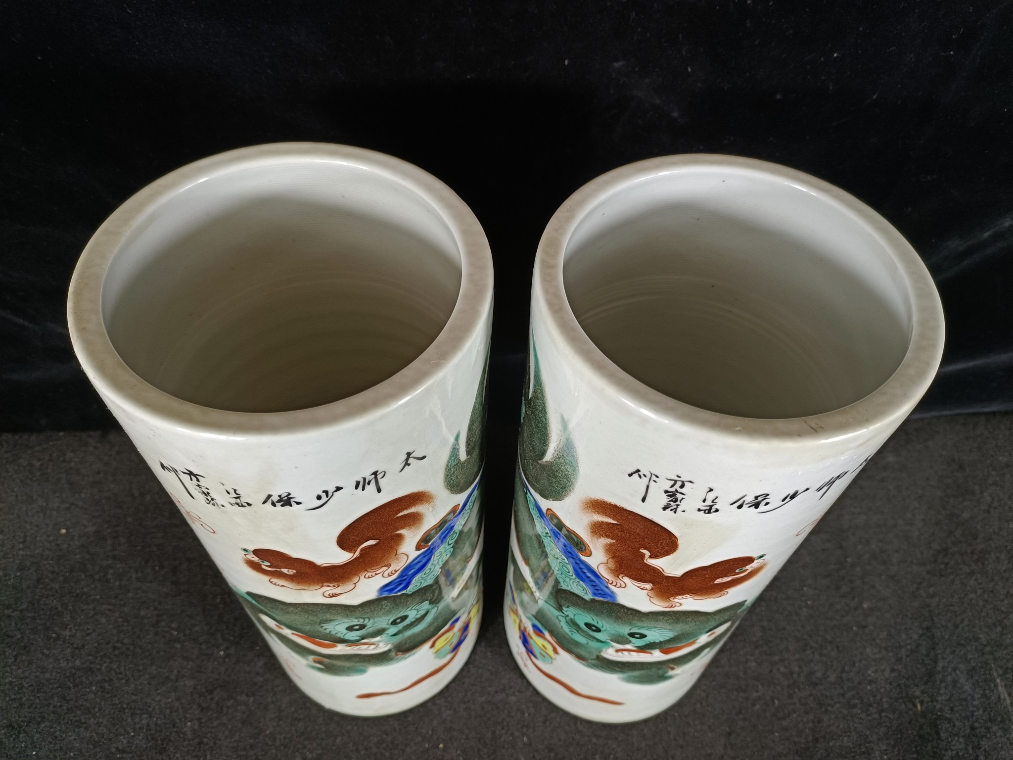 民国太师少保狮子狗帽桶一对,全品无残