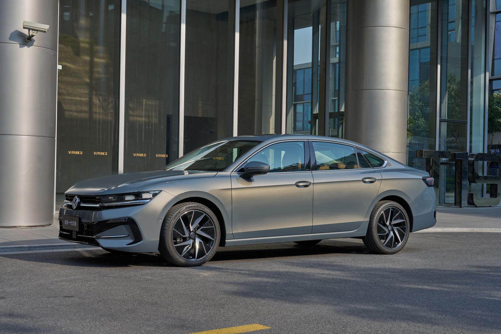 全新迈腾b9升级真的蛮大