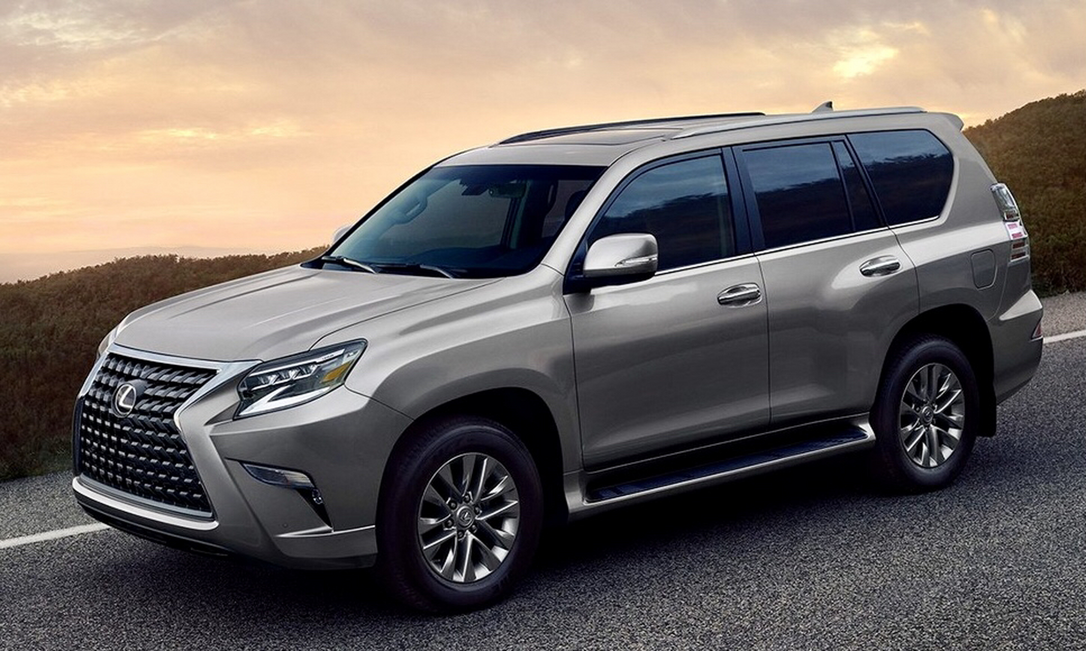 一辆2020款雷克萨斯gx460豪华越野车型分享给大家