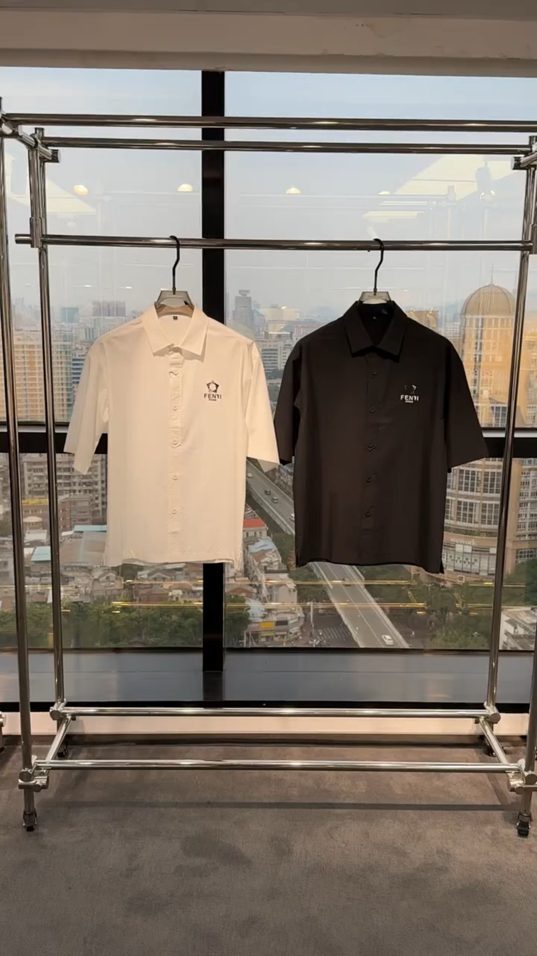 芬迪短袖衬衫,简约潮流搭配