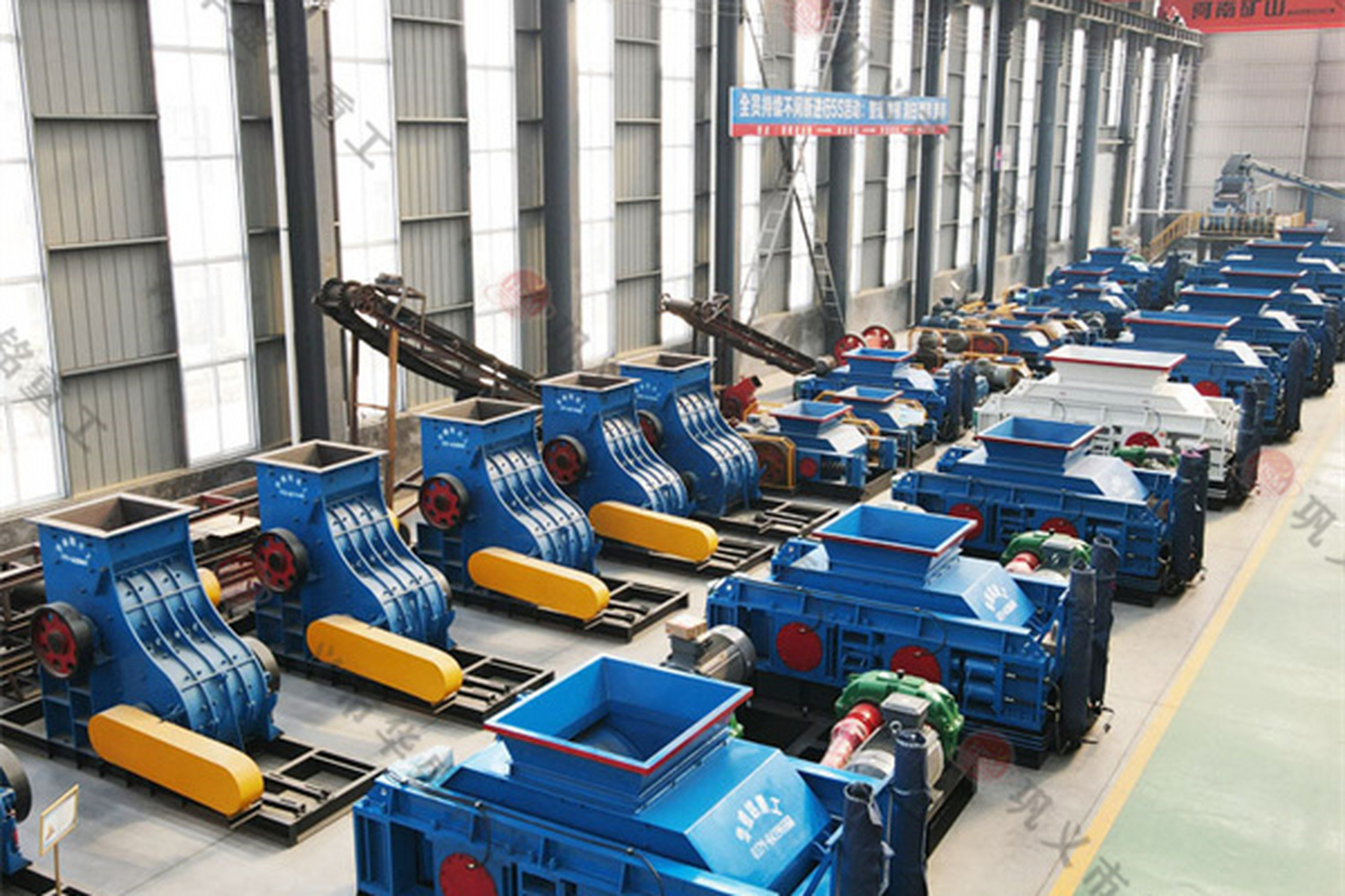 液压数控对辊破碎机,强悍来袭!