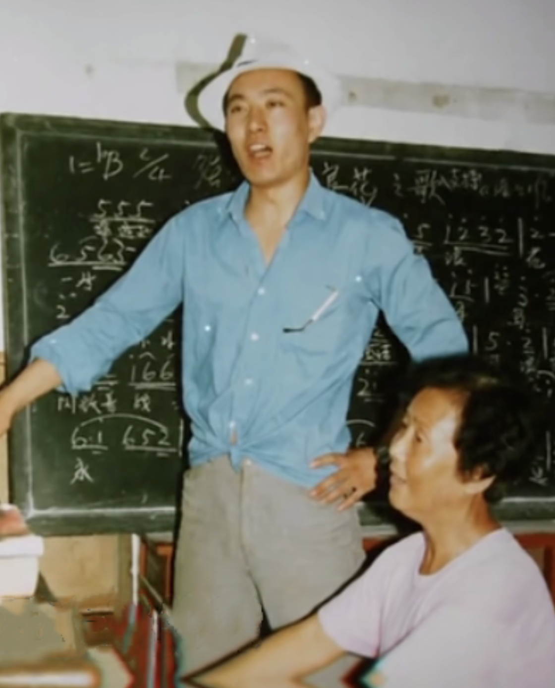 回顾姚刚被誉为反派专家和孙楠亲如兄弟53岁不想结婚