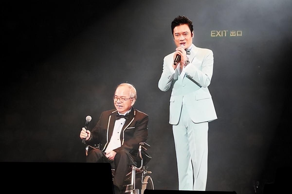 回顾罗嘉良抛弃相爱30年的方敏仪投入苏岩怀抱如今他幸福吗