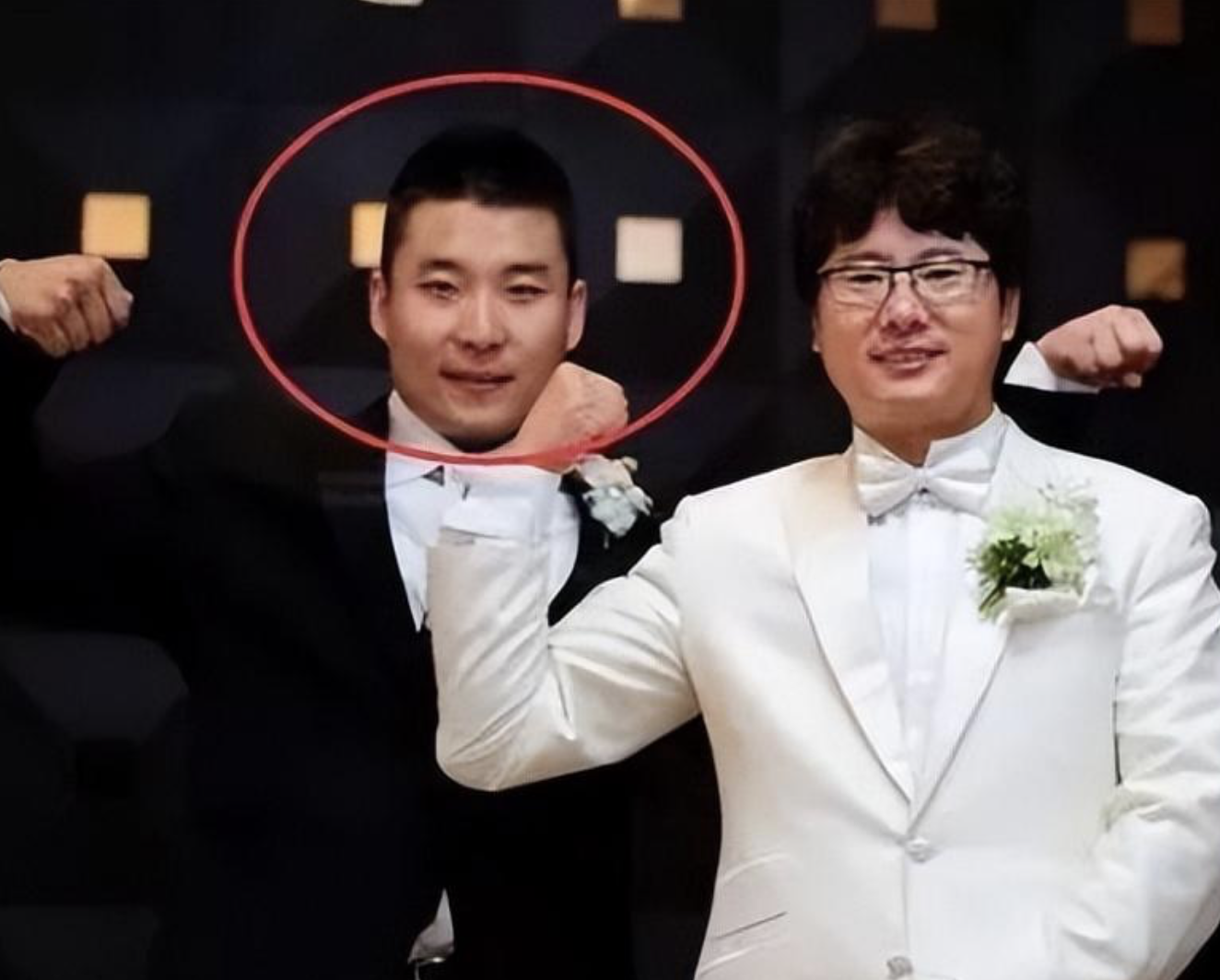 周成海认识了乔宇后,听信了他所谓的实力背景,觉得做生意认识一个这样