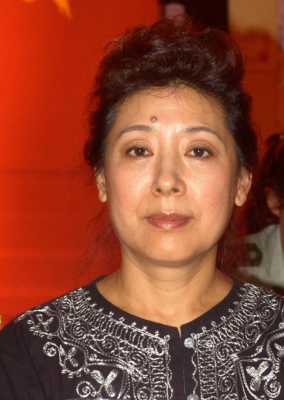 回顾关牧村母亲早逝70岁的我不敢老去还要给百岁老父尽孝