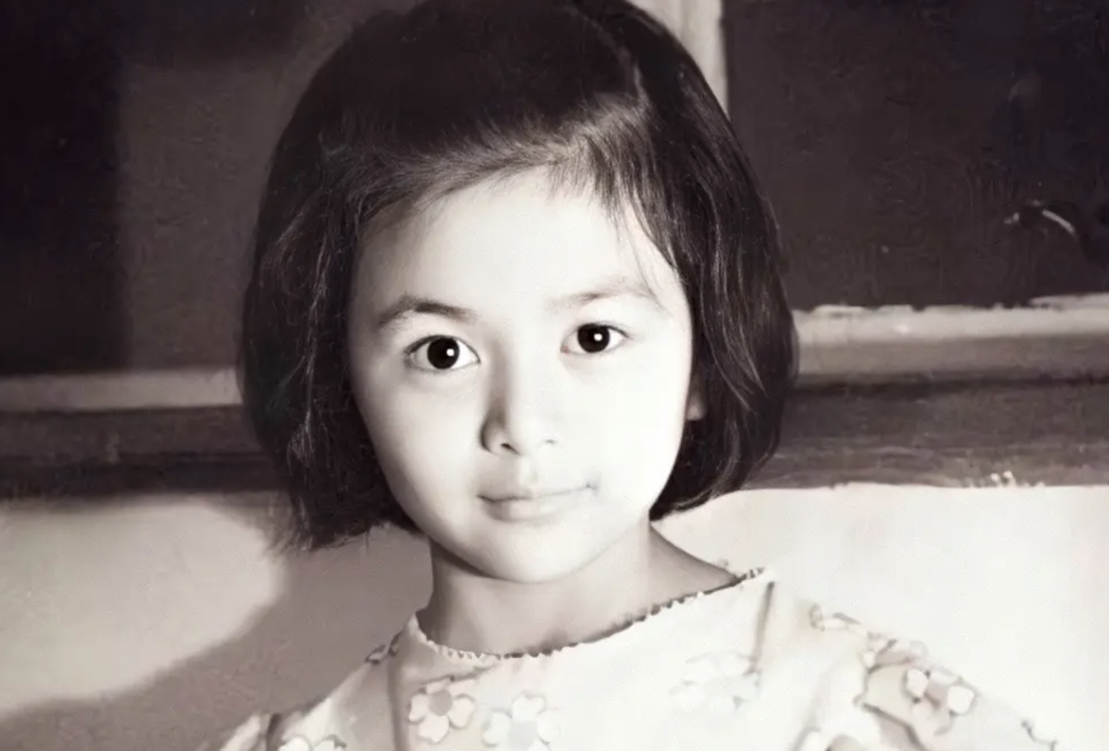 回顾关之琳父亲关山女儿28年不理他去世关之琳为他买400万墓地