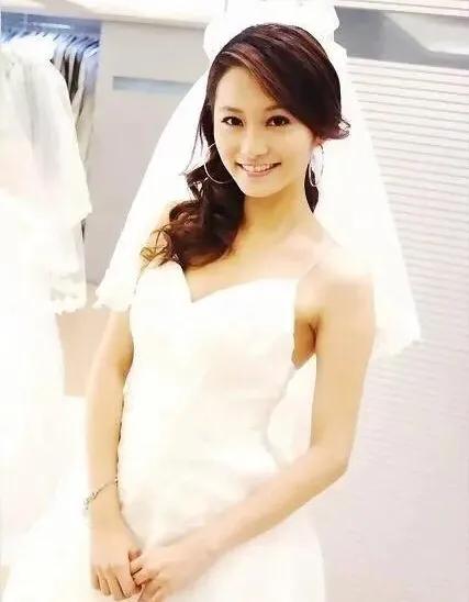 台湾女星甘当后妈像大s一样嫁光头求子5年1次胎停苦尽甘来