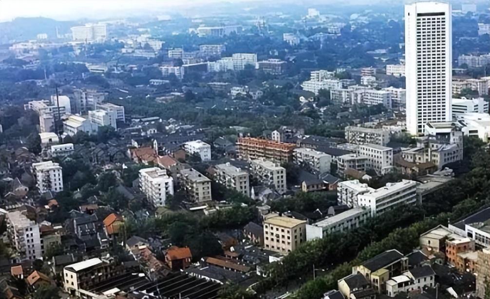 1977年河北农民睡着后失踪醒后发现飞到上海44年后真相大白