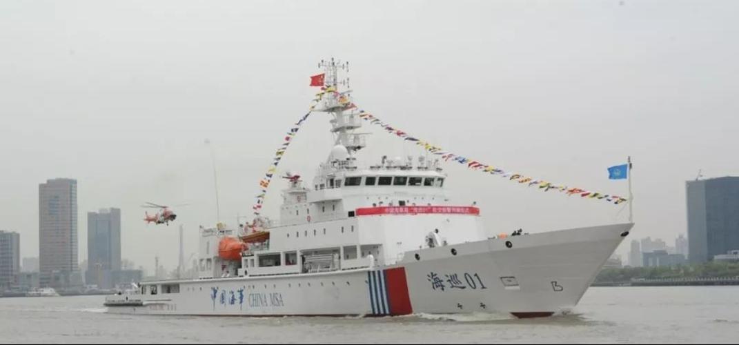 回顾中国航母试航悬挂日本国旗这是为何得知真相恍然大悟