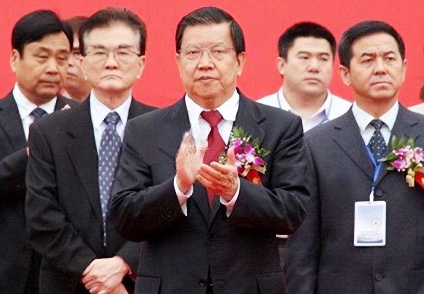 1997年龙永图与美谈判,美方:中国肉只能做狗食,龙永图如何回应