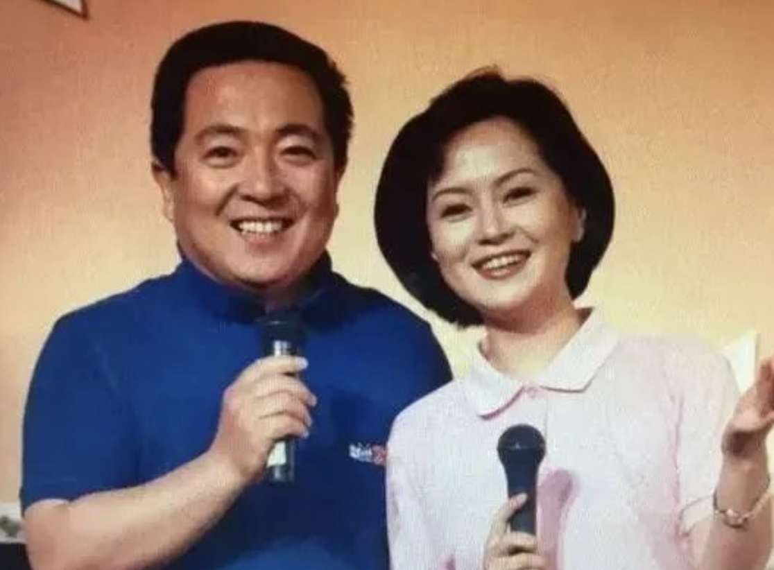 回顾主持人鞠萍我这辈子正确的决定就是43岁携子再婚嫁给了杨硕