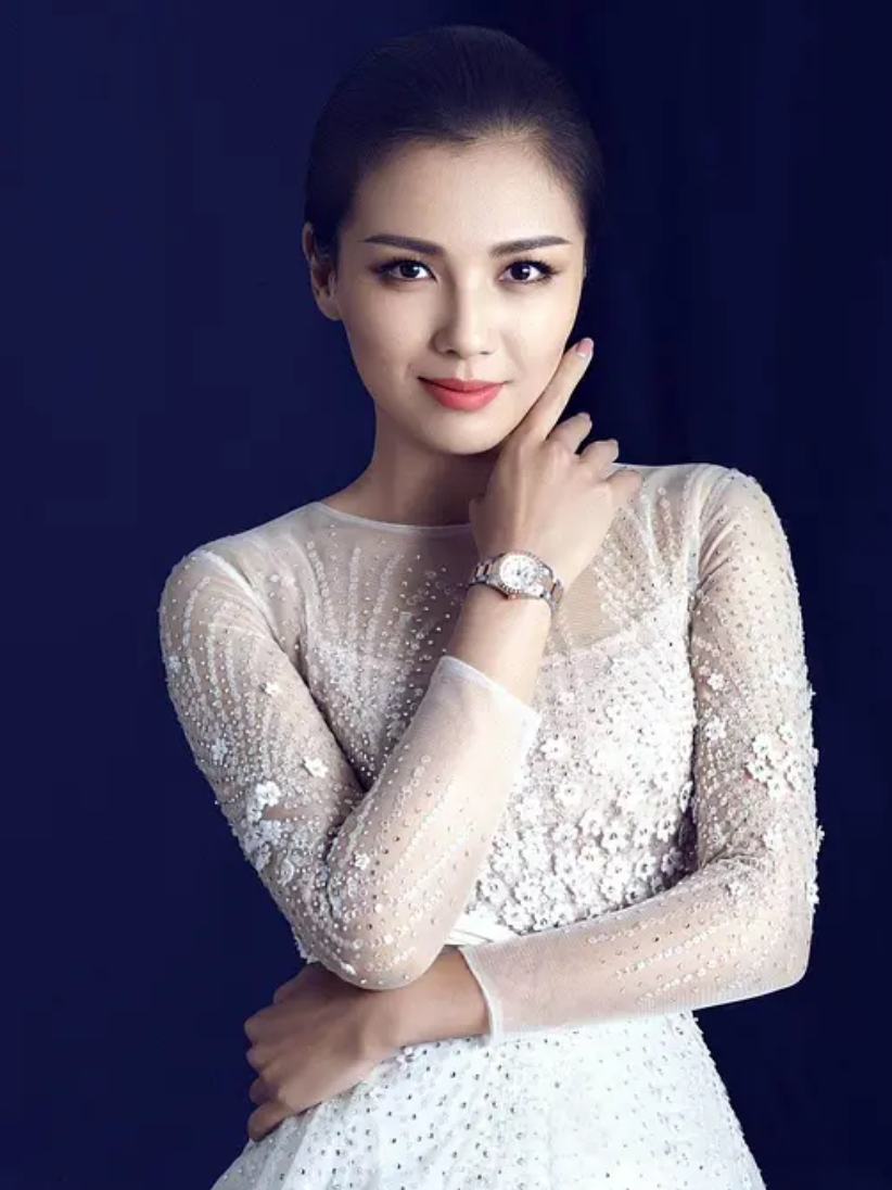 回顾贤惠的刘涛从小家贫又种菜养猪逆袭成名后扶持破产丈夫