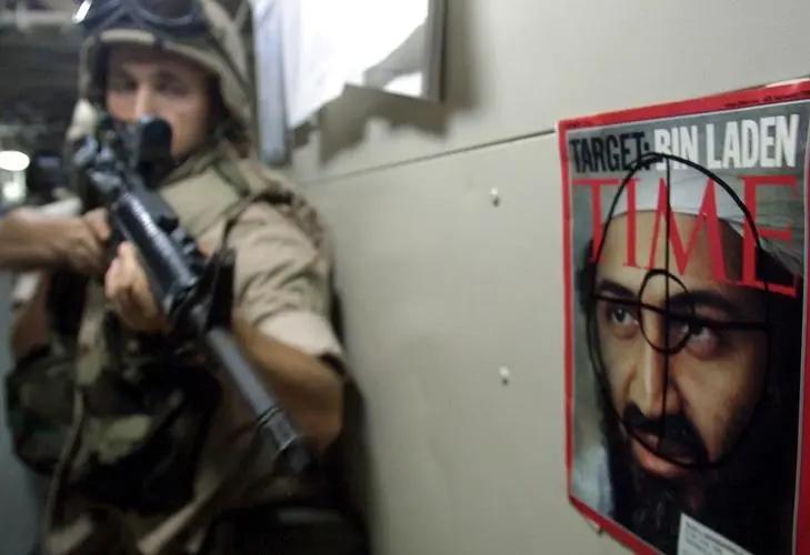 关于本拉登和美国人之间的故事,还要从1979年苏联入侵阿富汗讲起,当时