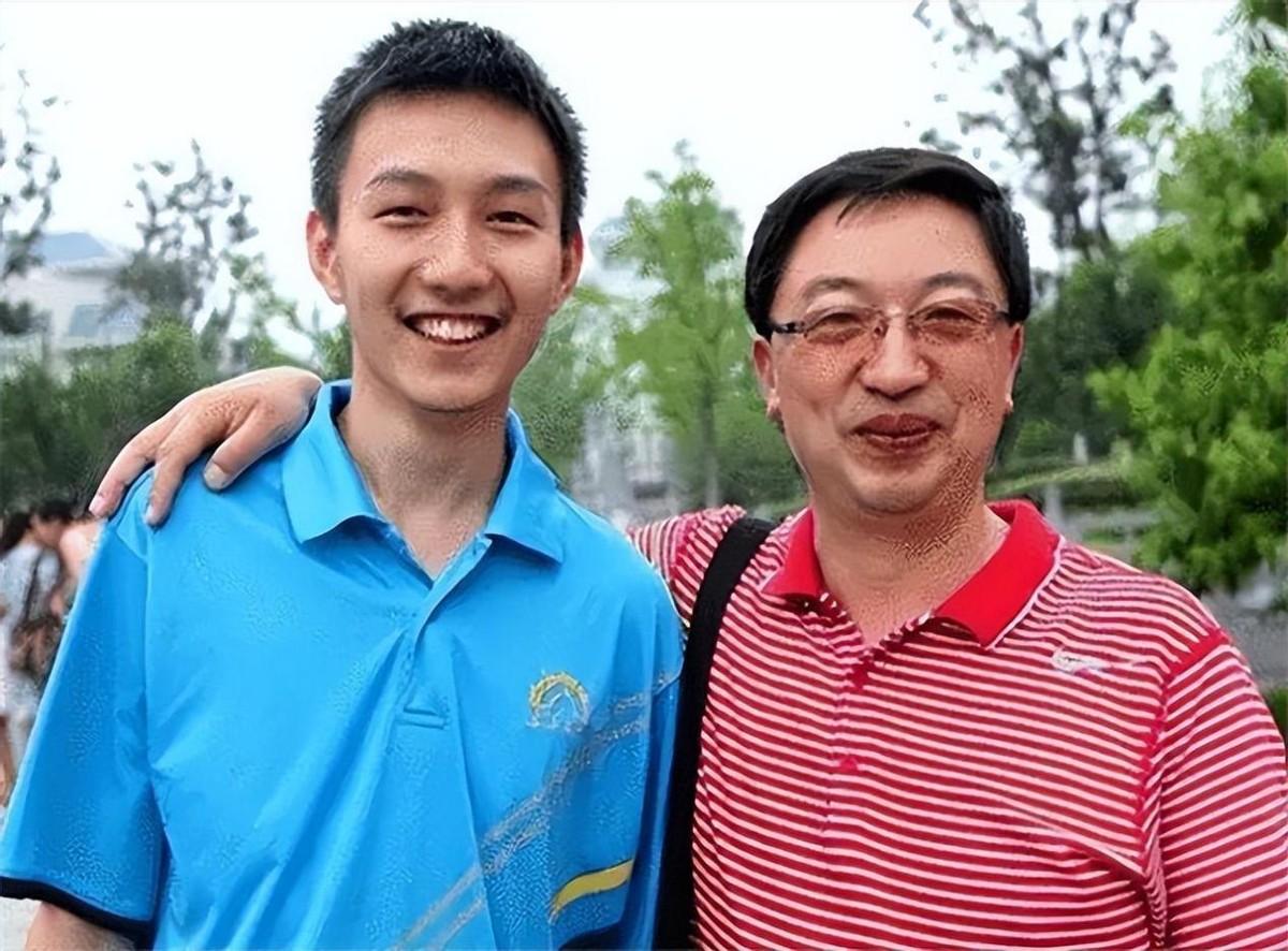 2012年贺维艺拒绝保送清华扬言要享受高考过程最后考多少