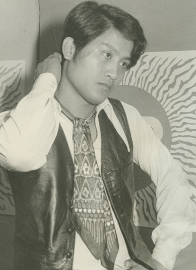 回顾歌手万沙浪登春晚走红摔伤后被前女友照顾如今离世了