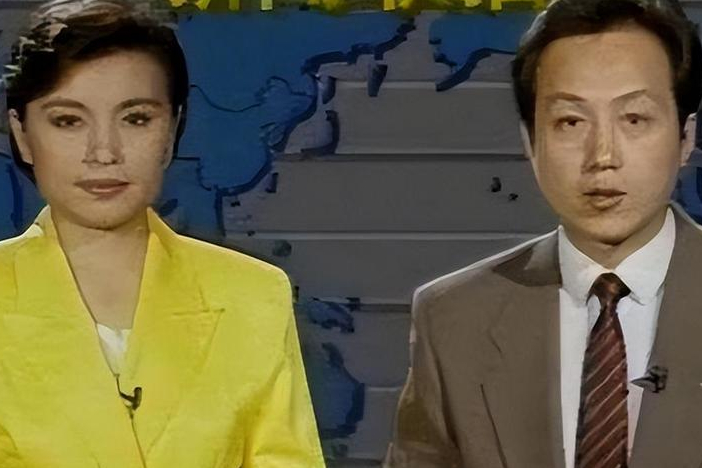 可喜的是,罗京心理素质过硬,非常顺利的完成了直播工作,从此,他就成了