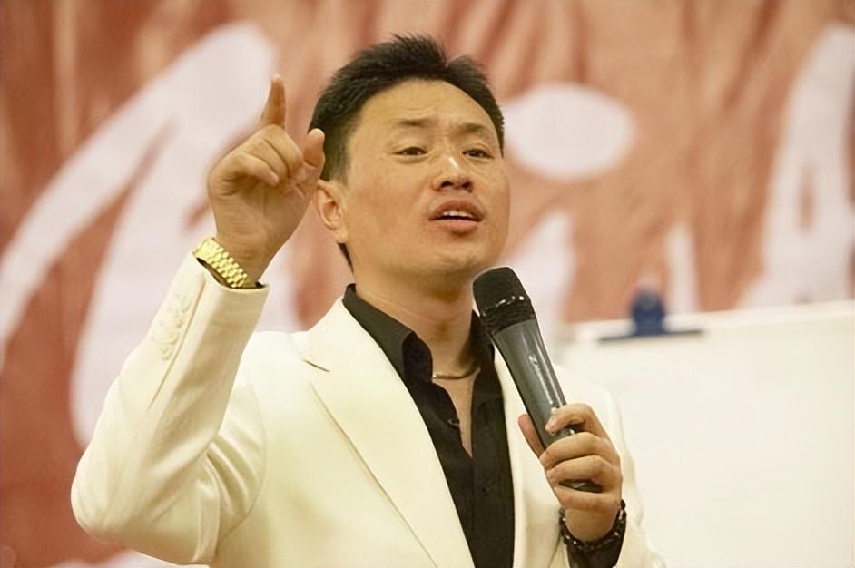 刘一秒 