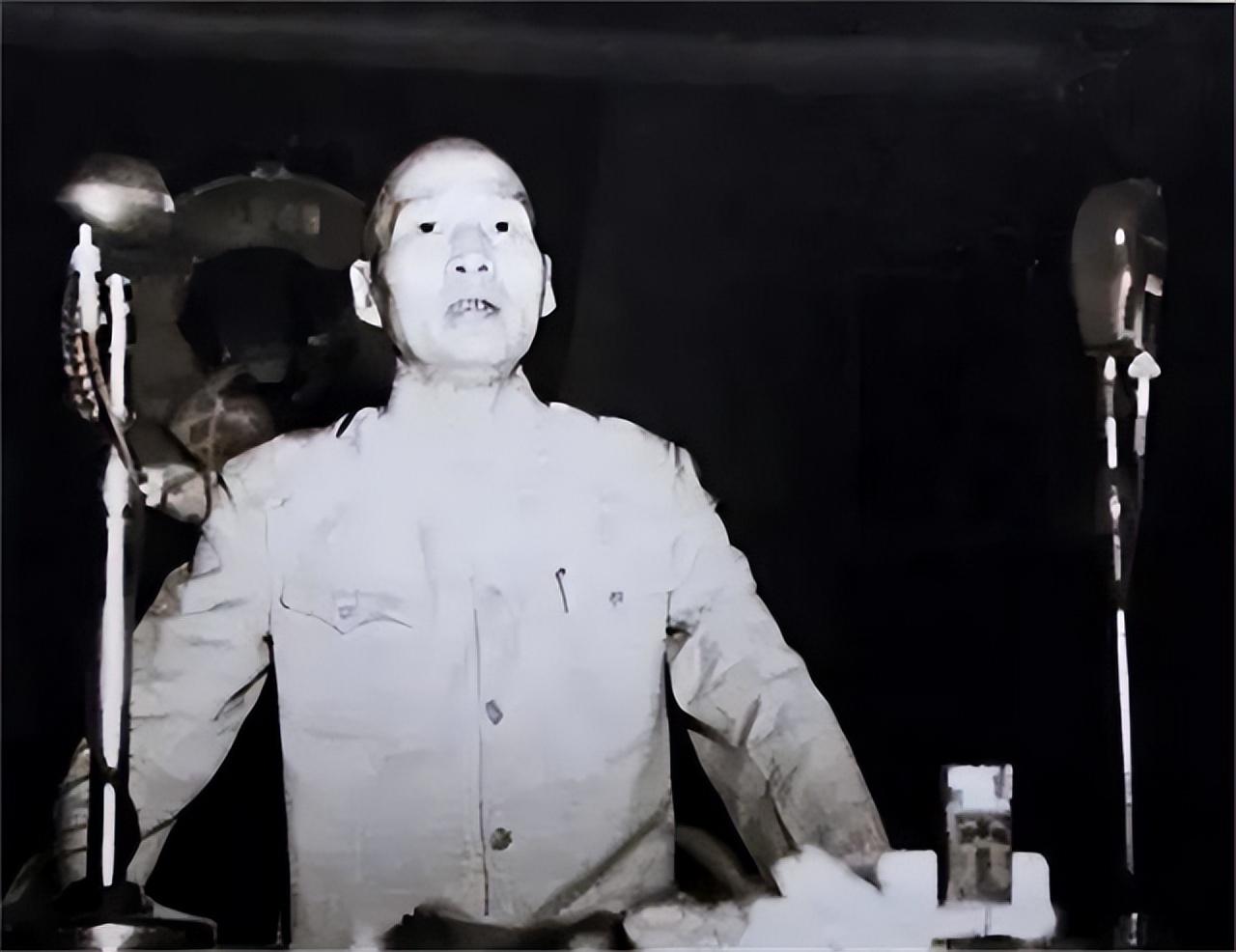 1959年刘文彩地主庄园开馆周总理急电刘文辉立刻进京履新职