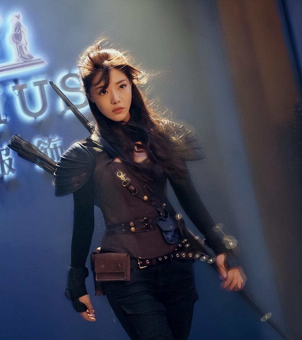 邓家佳离婚五年后婚姻事业双丰收