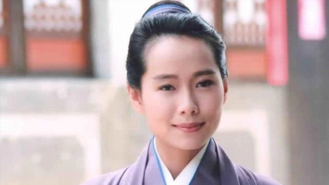 为什么不能找一个男演员来饰演许仙?