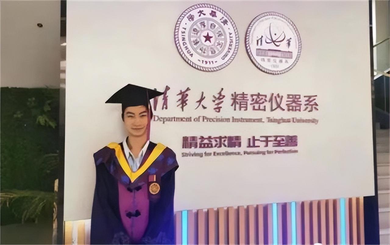 17年河北寒门高考状元庞众望父母双残捡过破烂744分考上清华