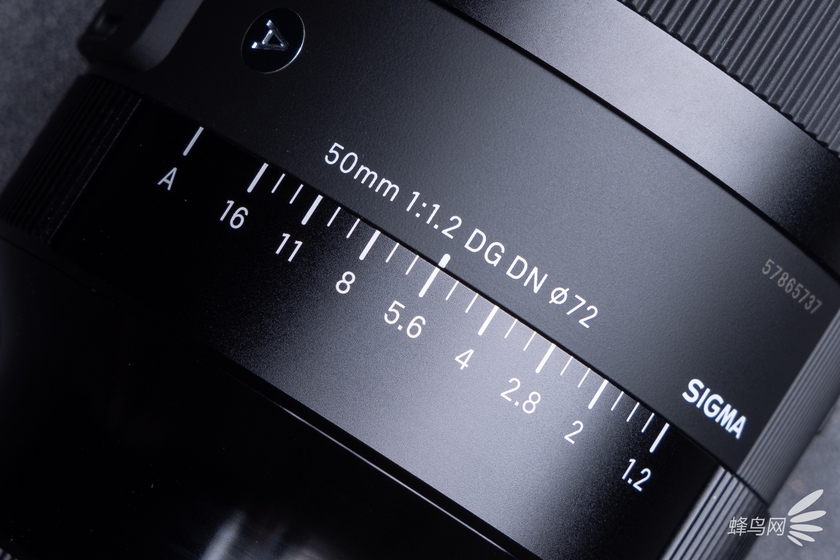 同级别最轻适马50mmf12dgdnart评测