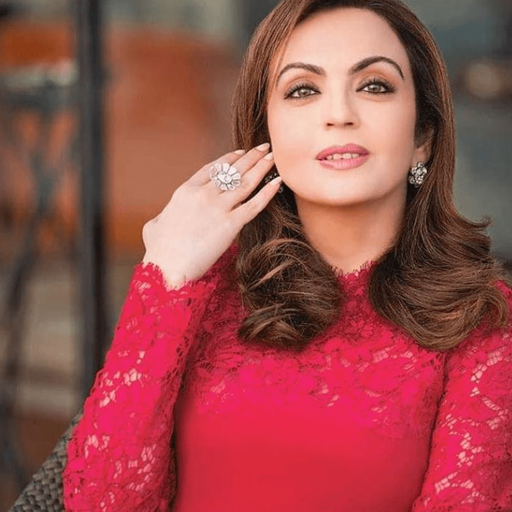 印度第一夫人嫁莫迪守活寡45年和首富夫人没有对比就没有伤害