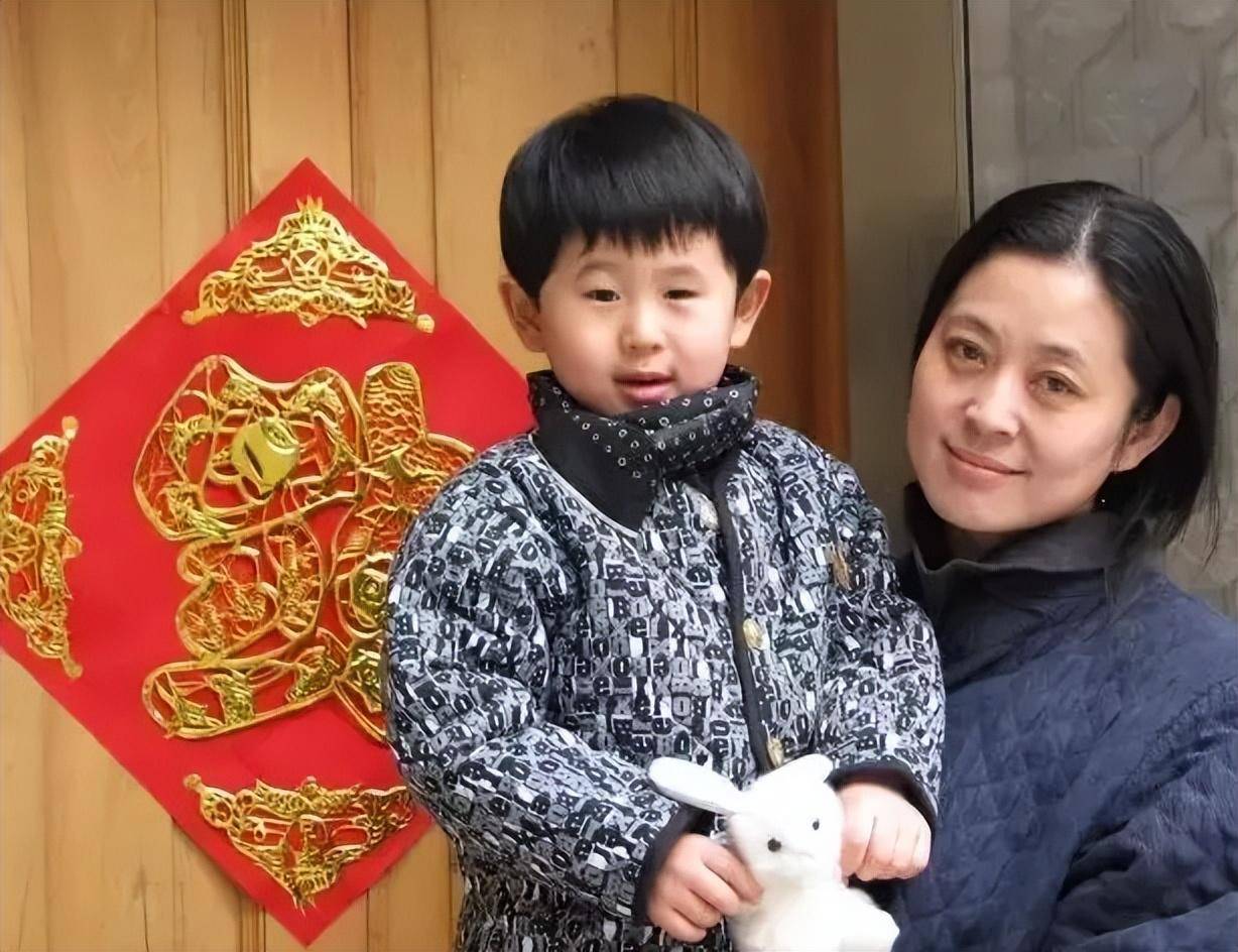 回顾倪萍如果有下辈子我既不要爹娘也不要孩子更不要家庭