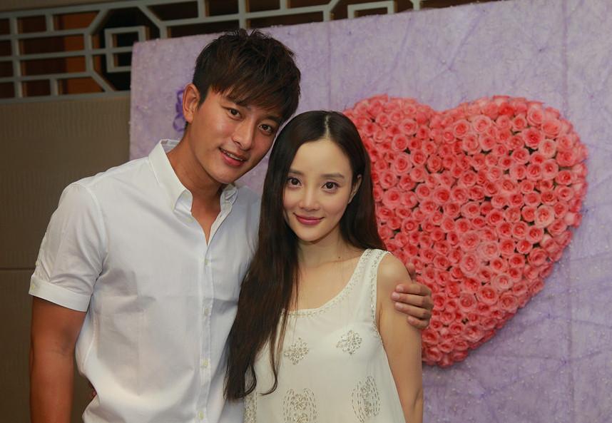 回顾李小璐的母亲张伟欣挽救过女儿的婚姻现在我的心最痛