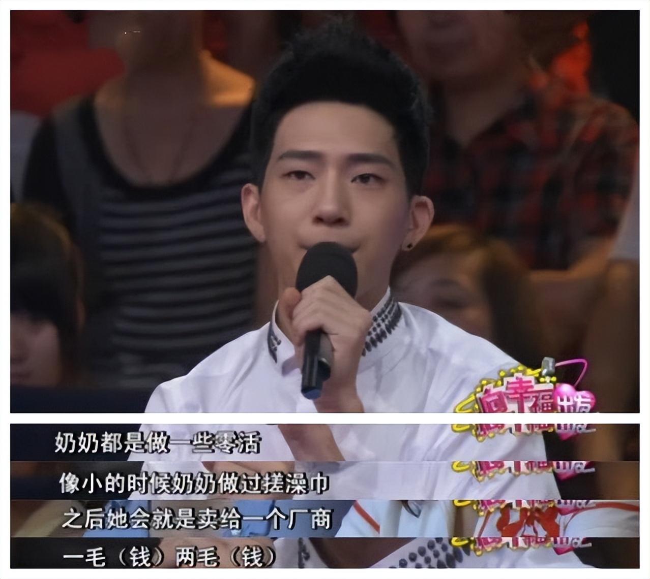 回顾井柏然出生28天父母离异奶奶捡废品将他养大养恩难报