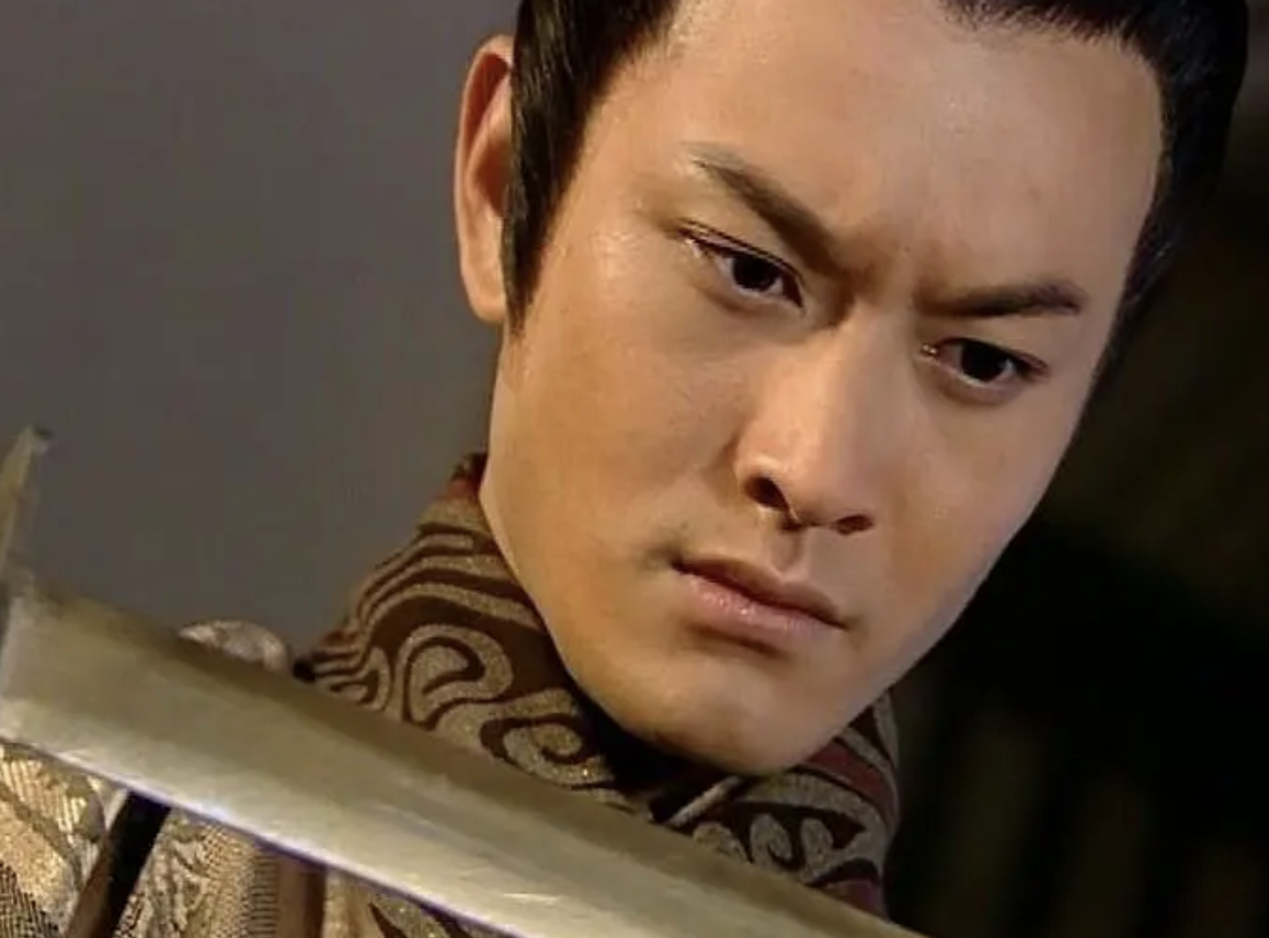 回顾黄晓明与杨颖离婚的背后有过坚持也有过无奈