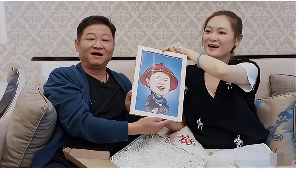 他说这一局的赌注很大,要是他输了就aa,要是赵亮赢了,胡敬就答应和他