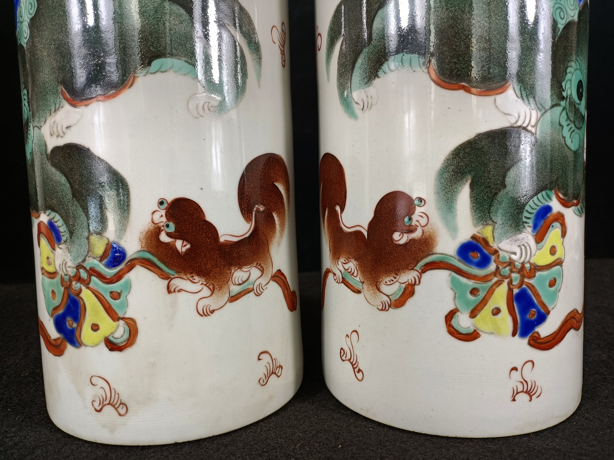 民国太师少保狮子狗帽桶一对,全品无残