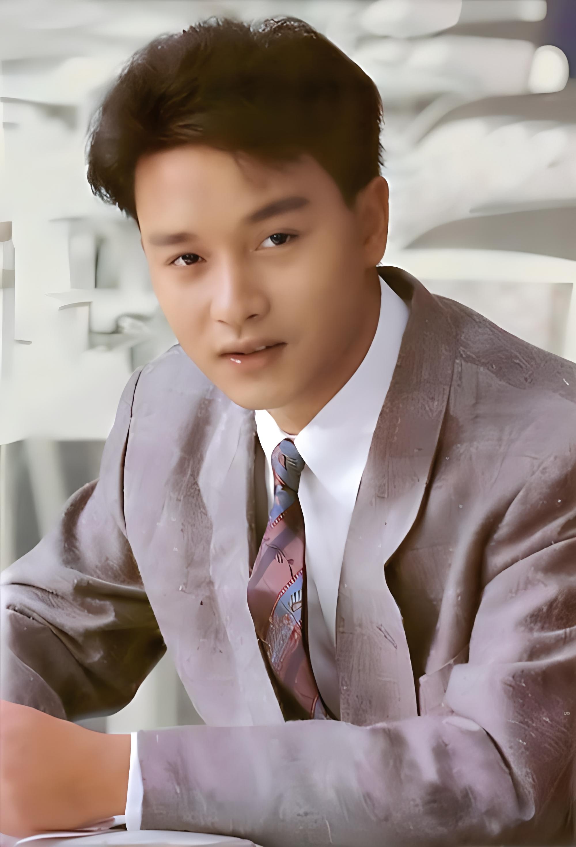 千人千面张国荣# 每年的四月一日,我们总会想起那个永远留在我们心中