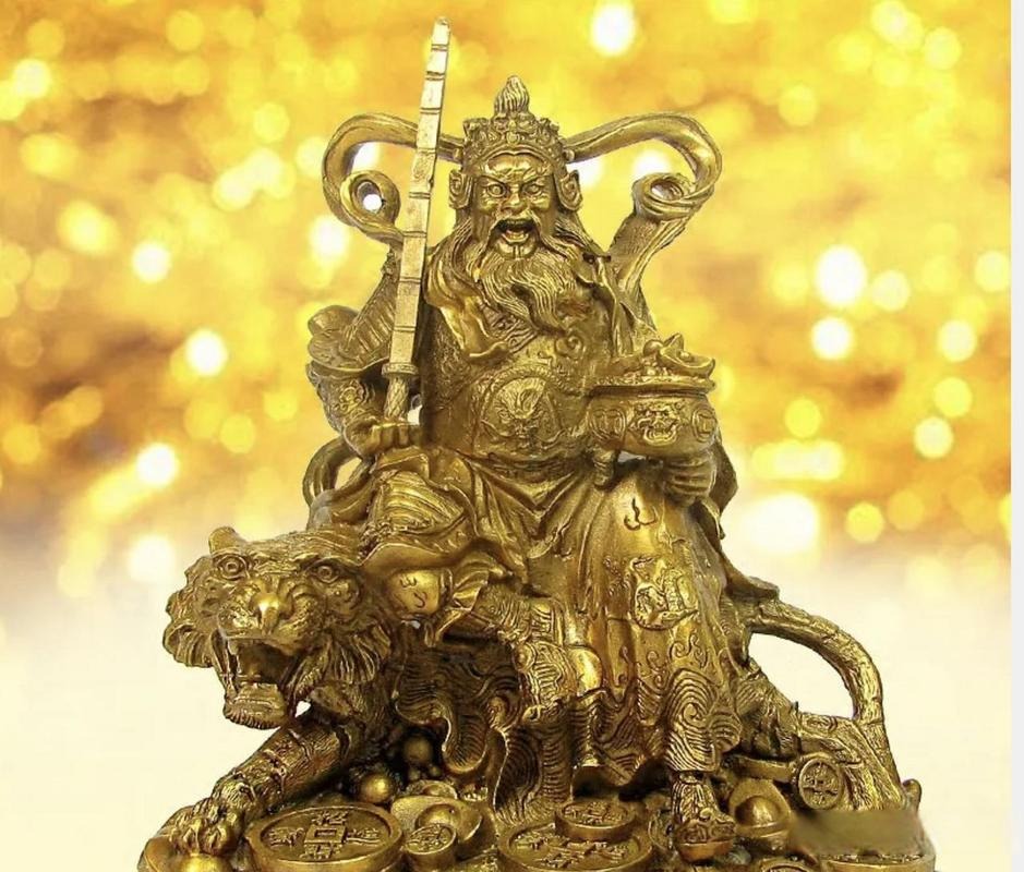 民俗中比较流行的文财神为比干,范蠡,管仲,白圭;武财神为赵公明,关公