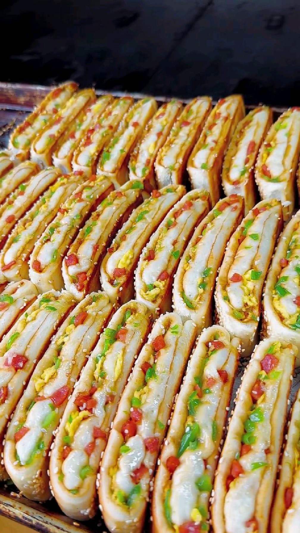 青椒火腿烤饼,特别美味,看着有食欲吧