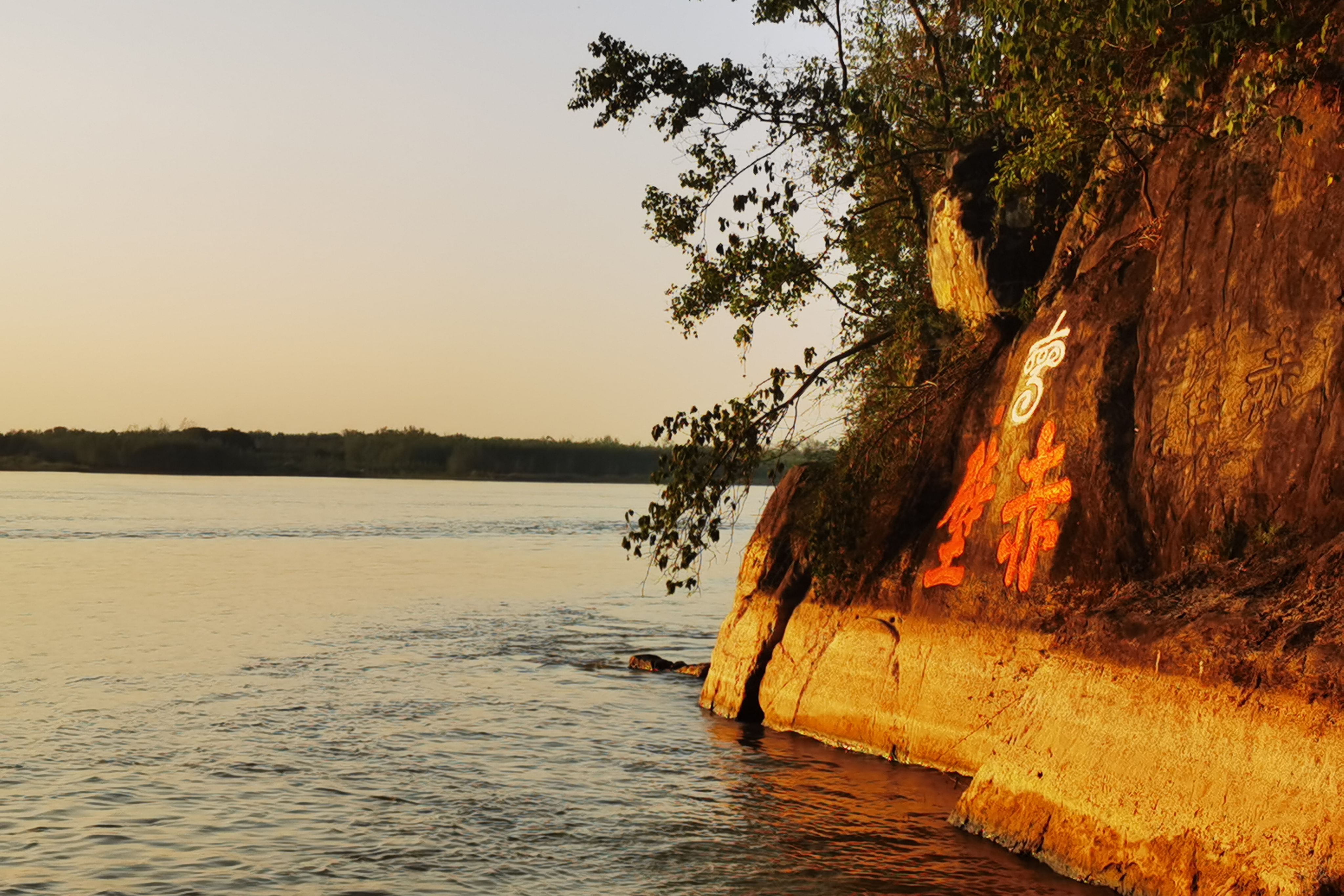 家乡湖北赤壁的秋天丰富多彩,色彩斑斓