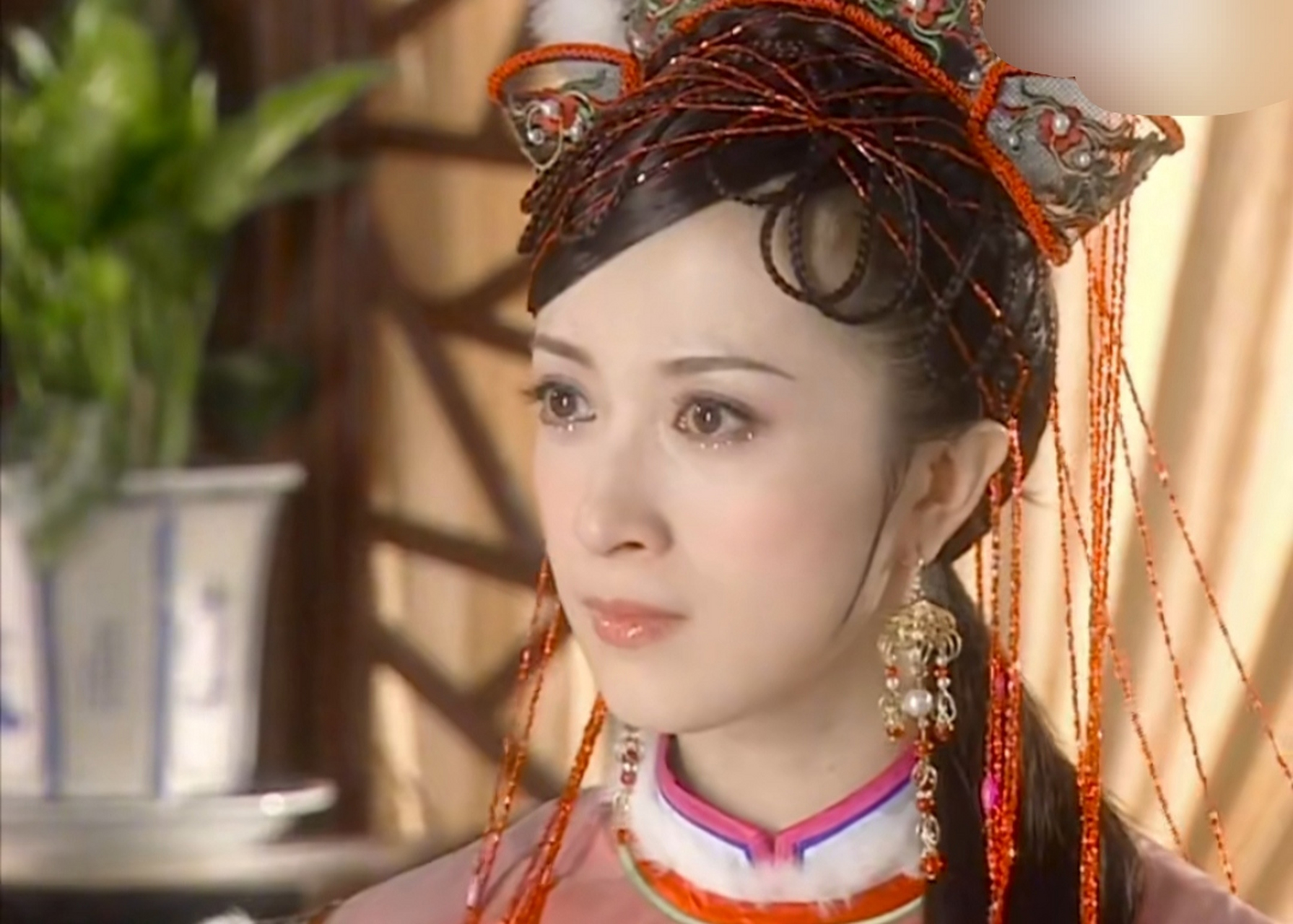 对金巧巧的美貌从来都只停留在西游记上,最近重温孝庄秘史,才发现孔雀