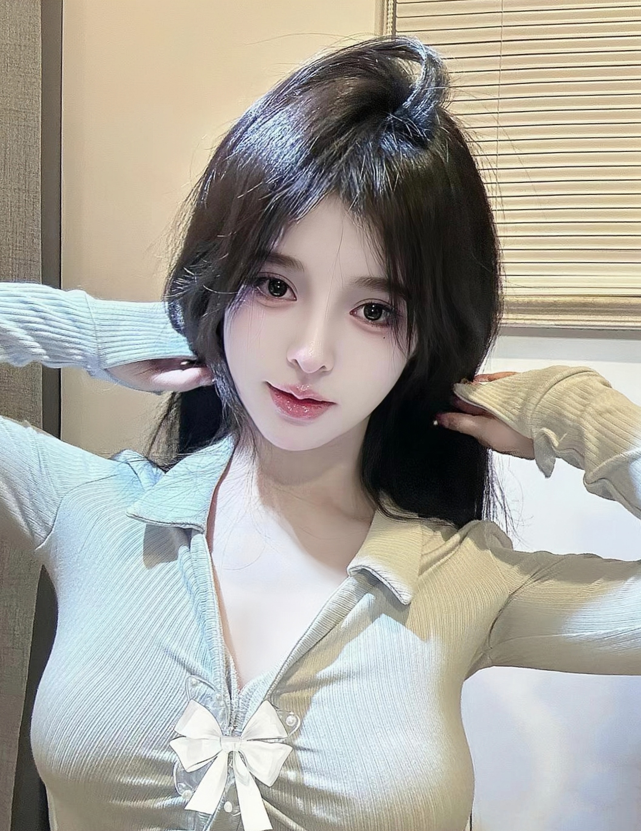 小姐姐的各式黑长发搭配各款服饰体现了不同状态的风格哪款发式和