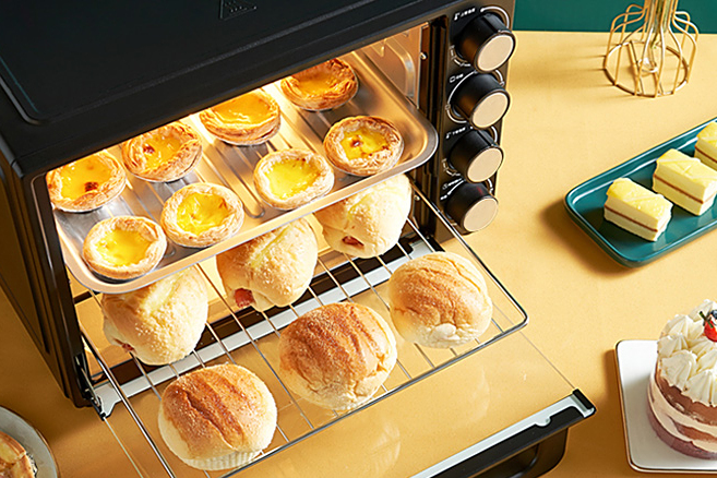 美的烤箱容量大,热源充足,操