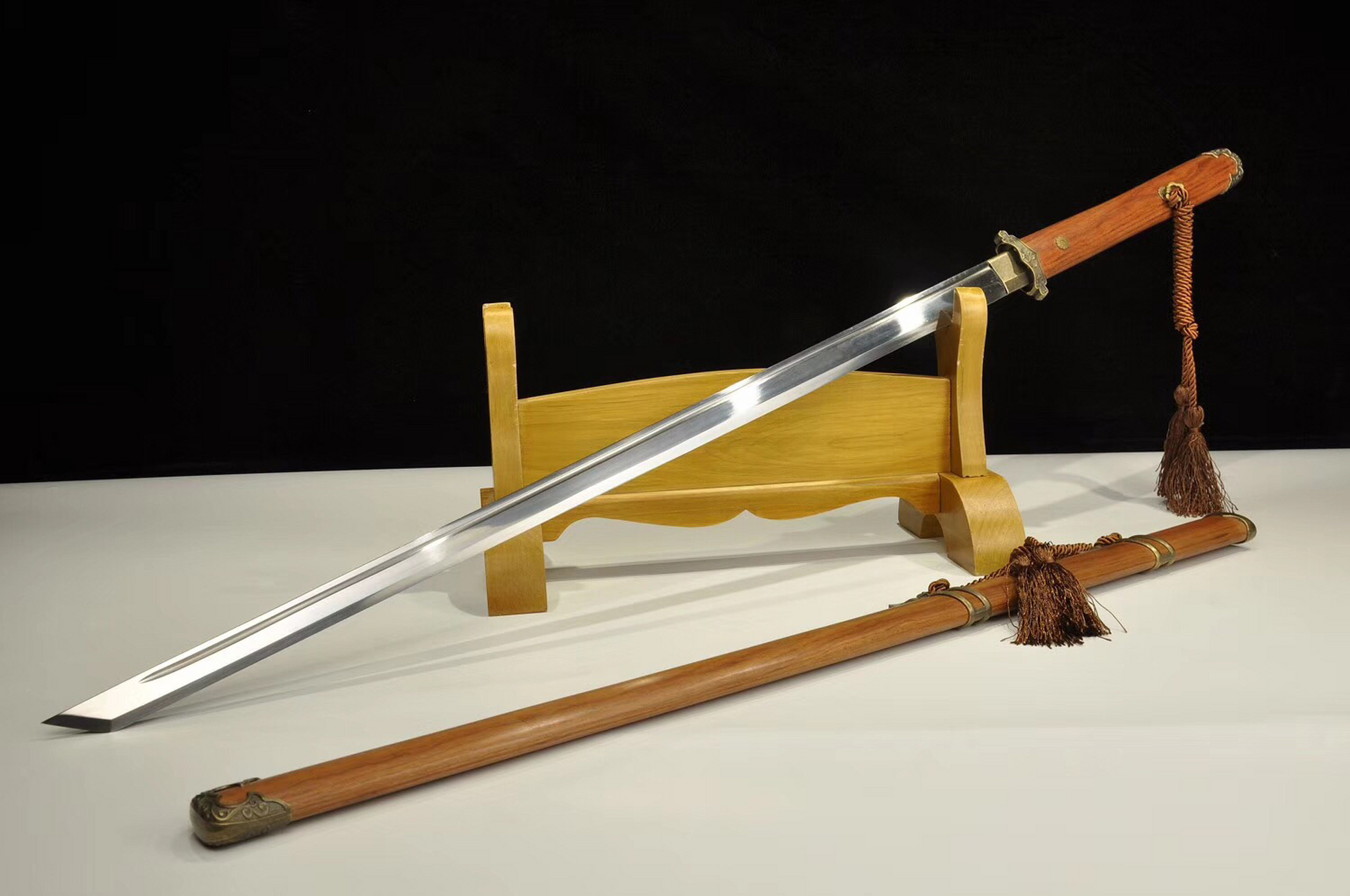 十大名刀: 67唐刀 67鸣鸿刀 67青龙偃月刀 67大夏龙雀 67毒