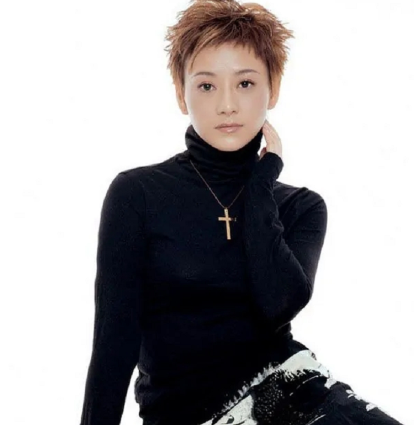 回顾演员苗乙乙:瞒着父母与奇道结婚,车祸"面瘫"后婚姻怎样了?