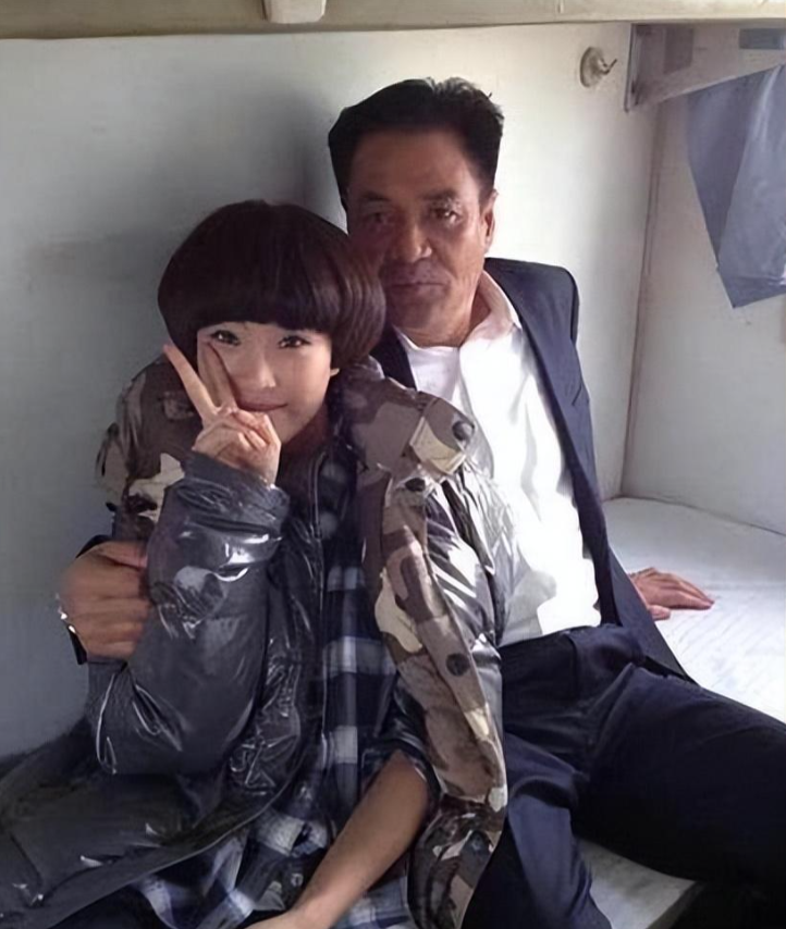 回顾演员尤勇智遭许晴抛弃后8年不敢谈恋爱59岁仍无儿无女