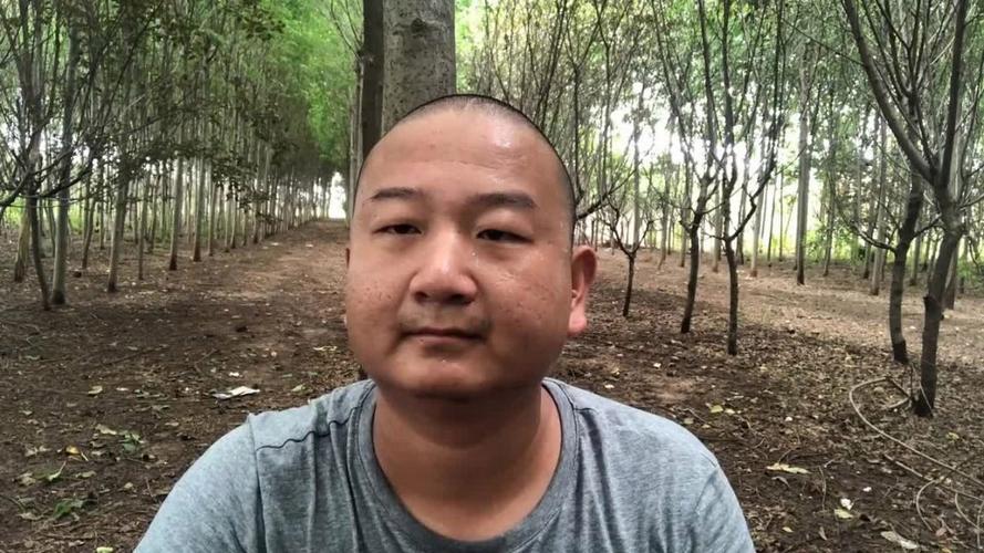 一笑倾城热度褪去后网红残酷的真相在她身上表现得淋漓尽致