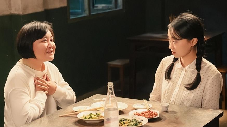 正如贾玲所说,《你好,李焕英》这部电影之所以如此真切,正是因为它