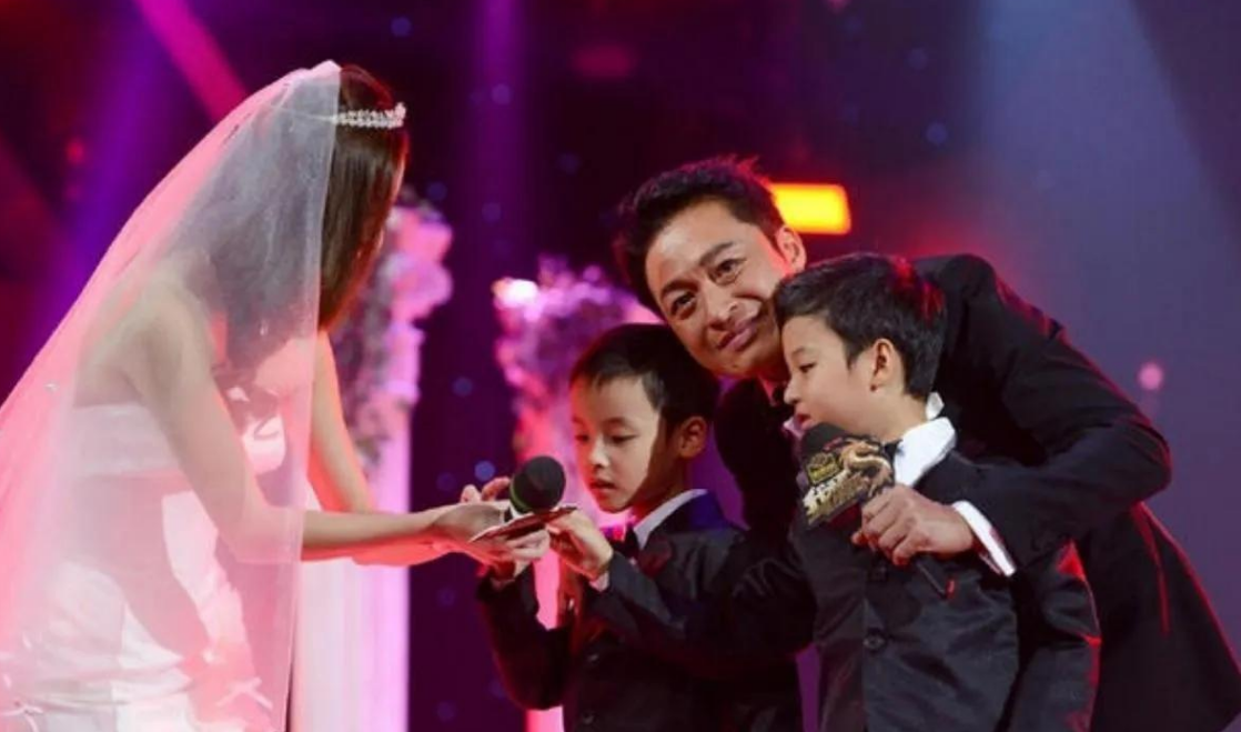 回顾演员吴佳尼当初不顾父母反对嫁大21岁马景涛今她还好吗