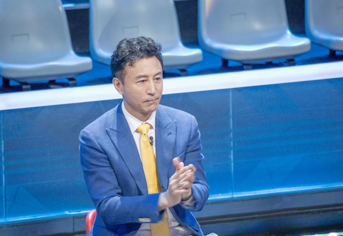 回顾王洛勇曾是胡歌恩师独闯美国16年感激19岁嫁给自己的丁宁